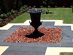 manor urn